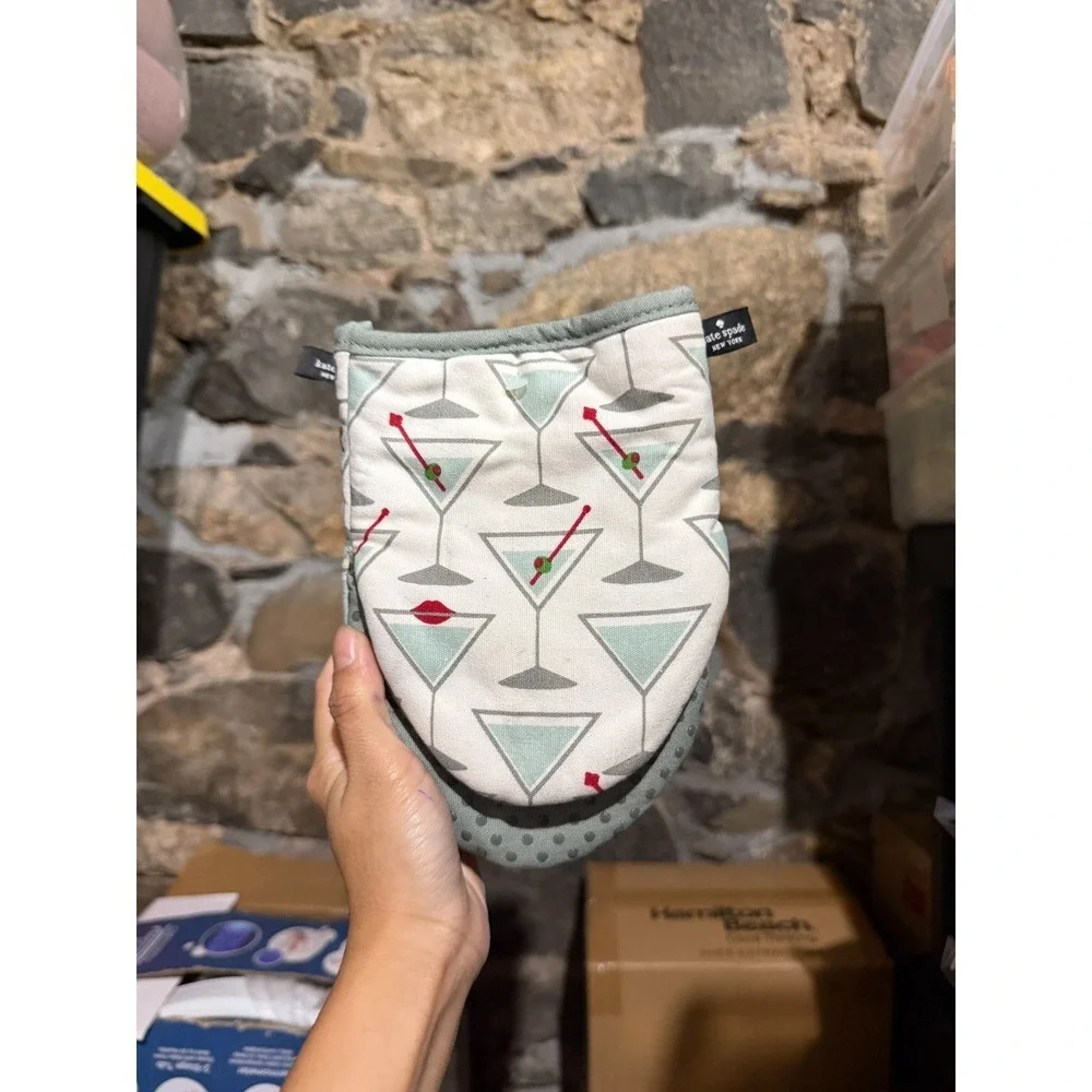 Kate Spade Martini Glass Mini Oven Mitts Set of 2 Grey Silicone Grip Red Olive